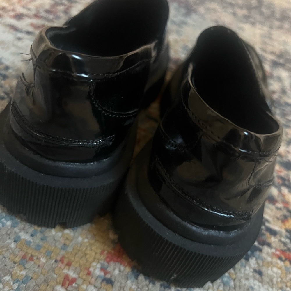 Girl Zara Shiny Black Loafers - Picture 6 of 7
